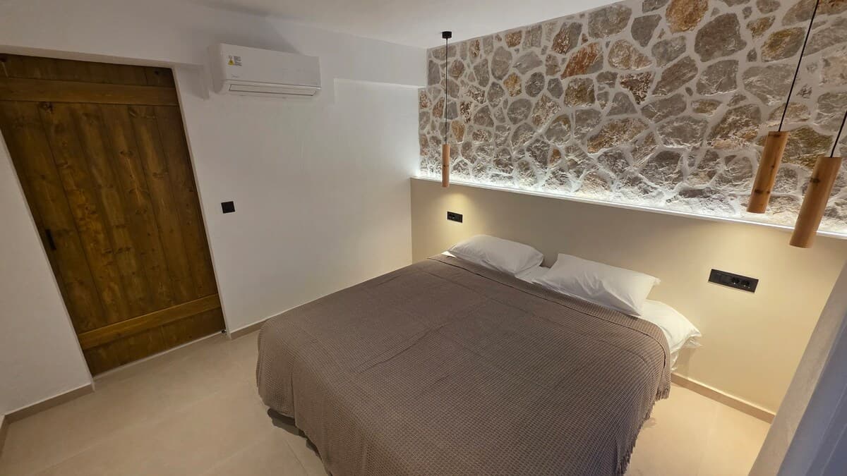 Lemoni — Bedrooms 4